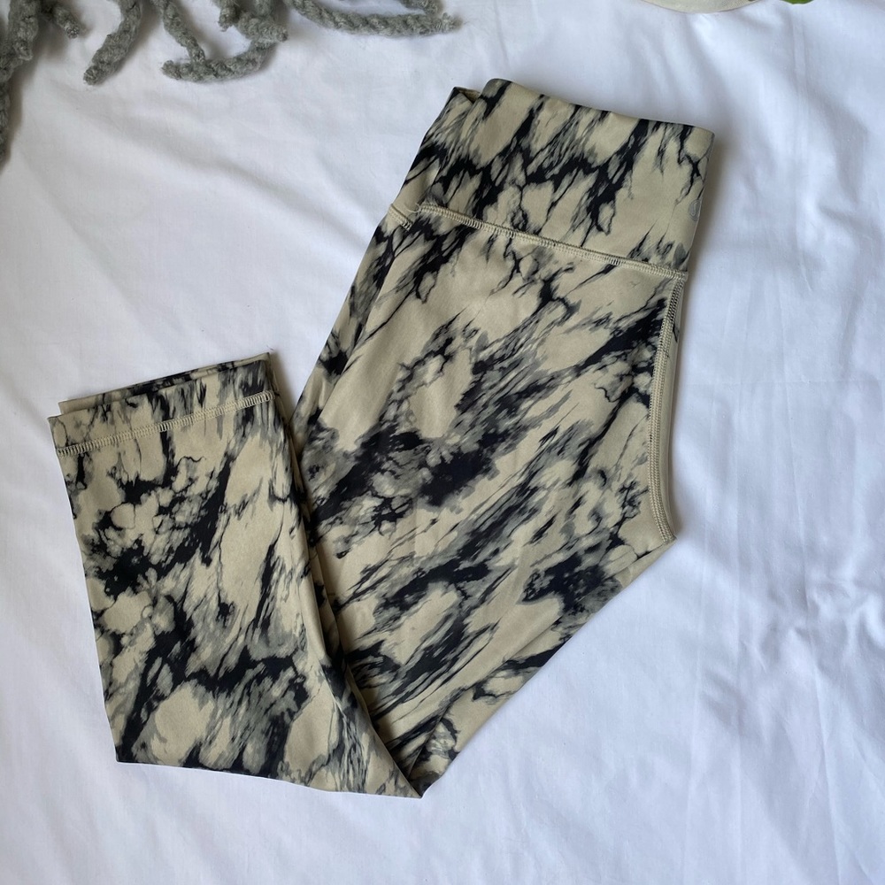 Lululemon Crops